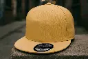 Etiquetas_Para_Gorras_USO_2.webp
